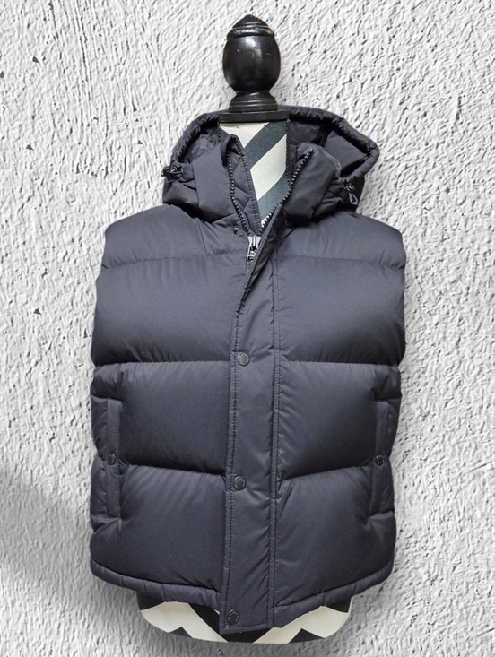 Aritzia Jackets & Blazers - NWT Aritzia The Super Puff Vest CliMATTE